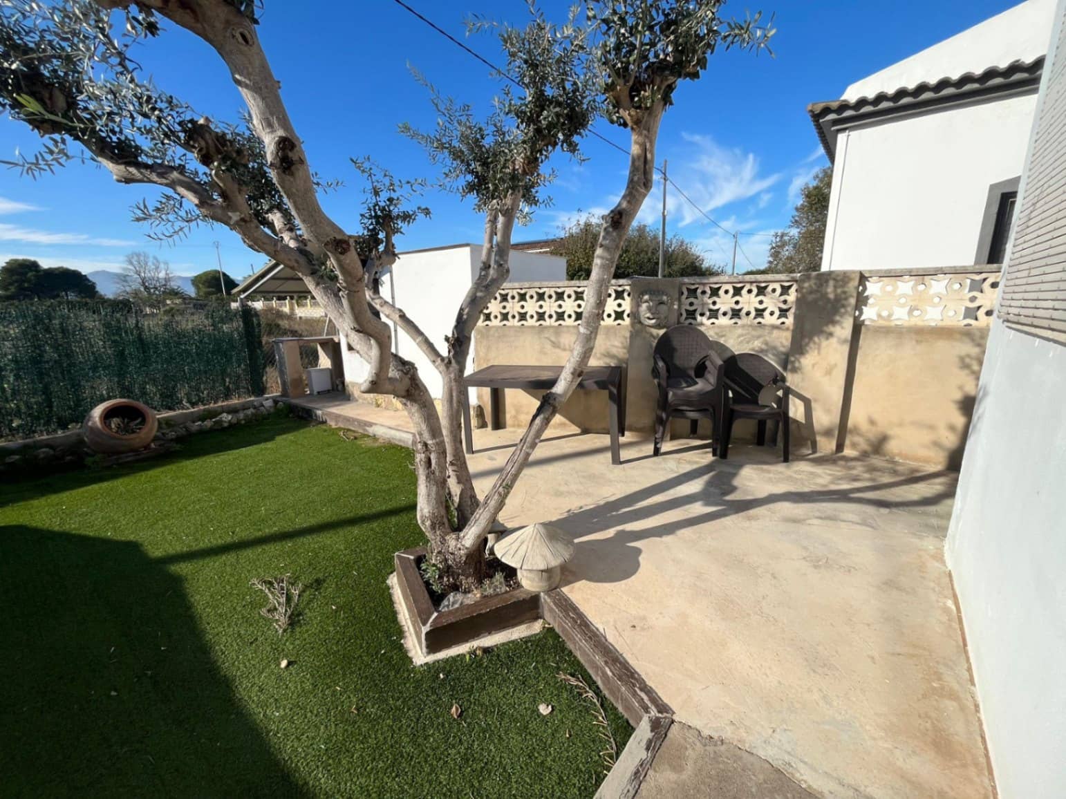 3 bedroom Villa for rent in Oliva with pool garage - € 1,250 (Ref: 9562601)