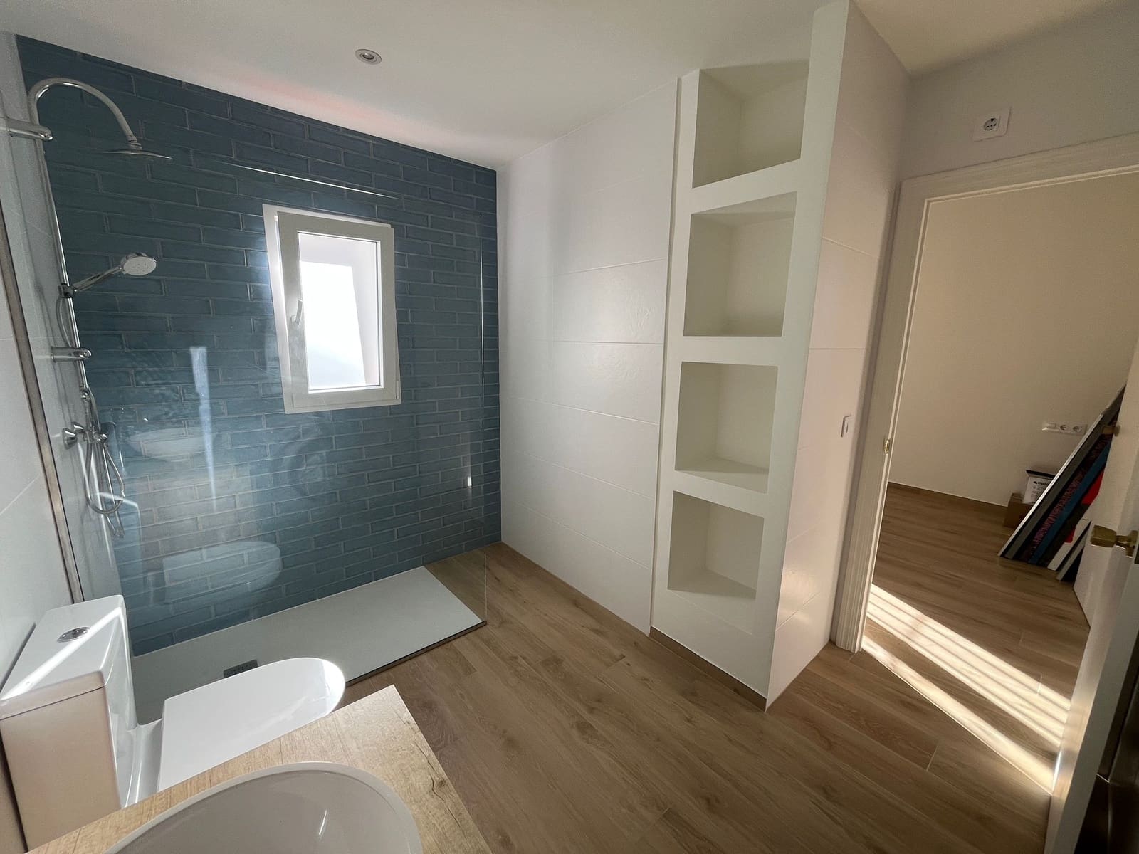 3 bedroom Villa for rent in Oliva with pool garage - € 1,250 (Ref: 9562601)