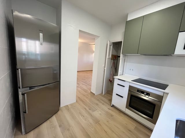 3 bedroom Villa for rent in Oliva Nova, Oliva with pool garage - € 1,250 (Ref: 9562601)