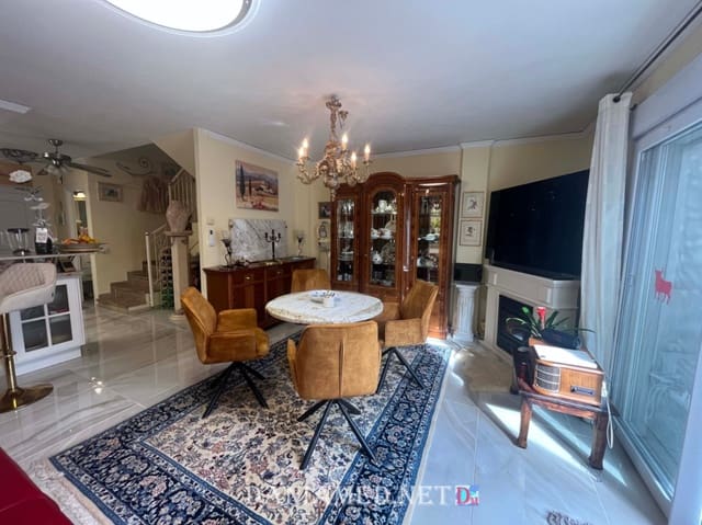 2 chambre Villa/Maison Mitoyenne à vendre à Els Poblets avec piscine garage - 349 000 € (Ref: 9569465)