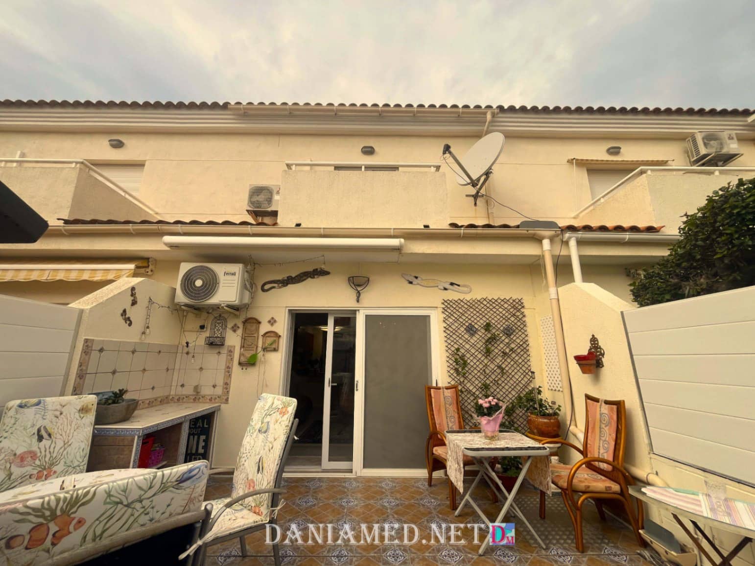 2 bedroom Terraced Villa for sale in Els Poblets with pool garage - € 349,000 (Ref: 9569465)