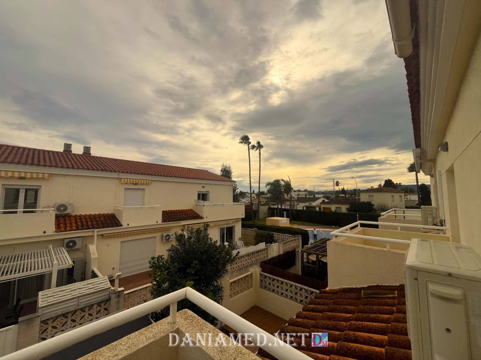 2 bedroom Terraced Villa for sale in Els Poblets with pool garage - € 349,000 (Ref: 9569465)