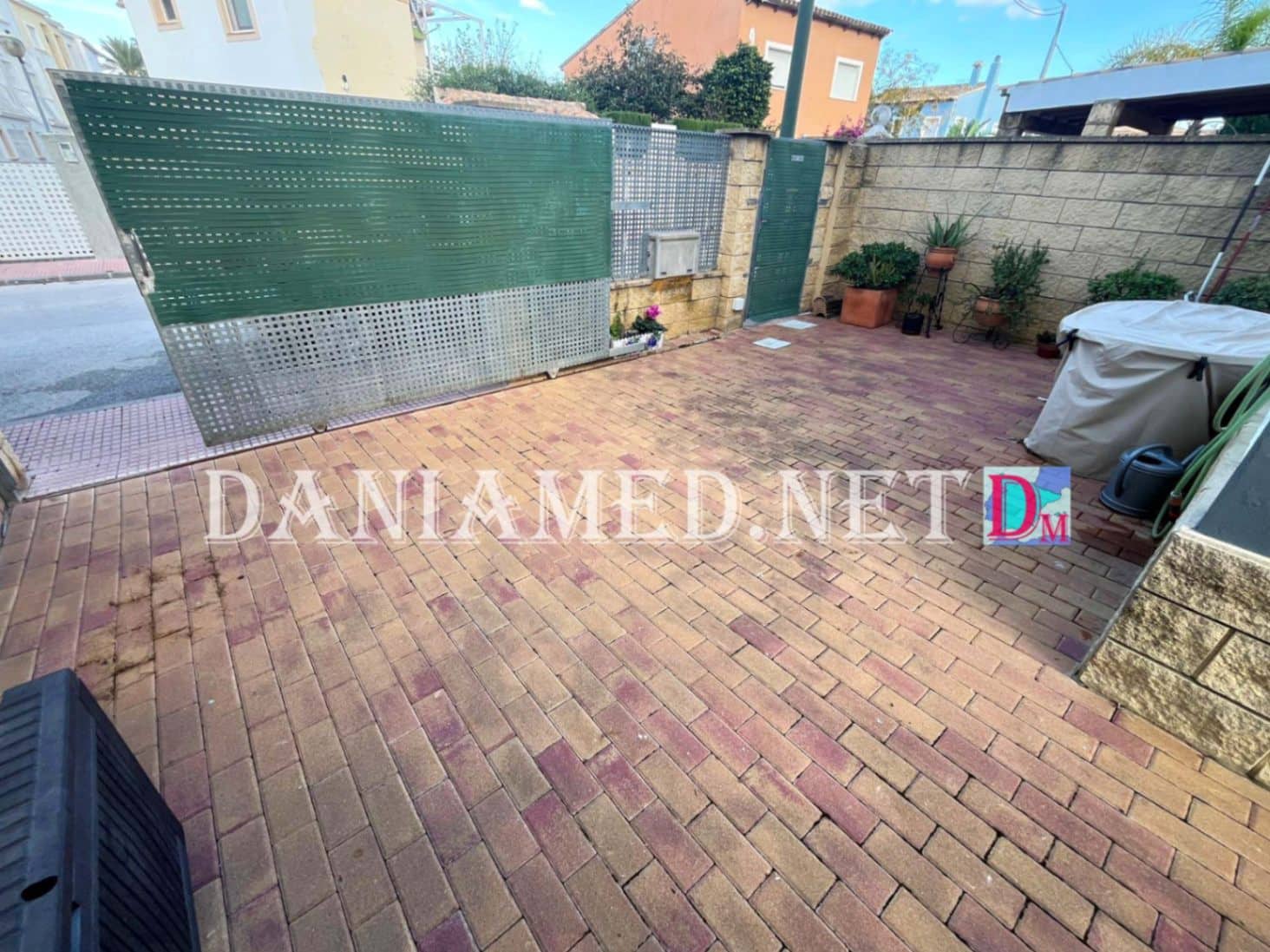 2 bedroom Terraced Villa for sale in Oliva with garage - € 229,000 (Ref: 9569466)