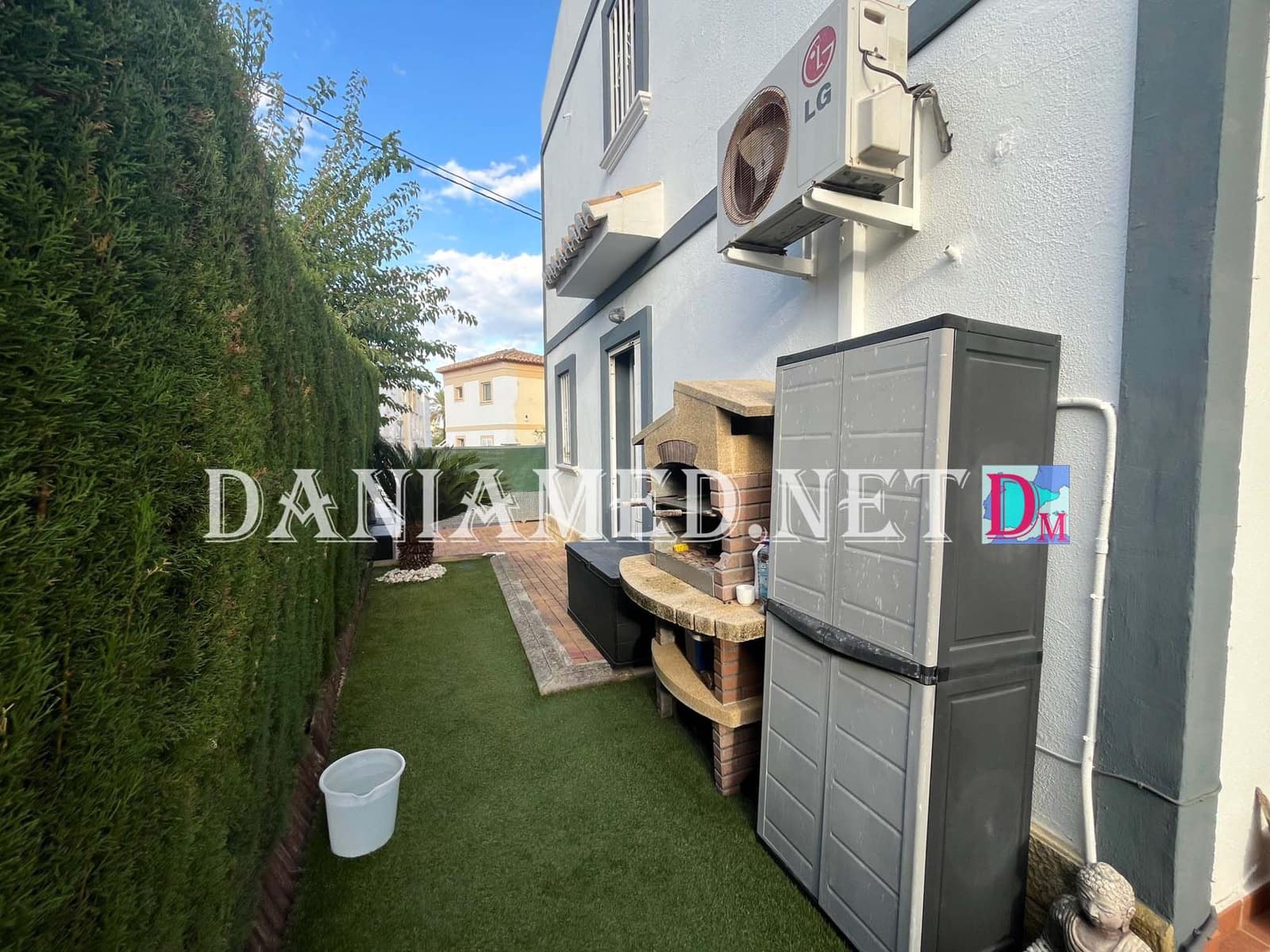 2 bedroom Terraced Villa for sale in Oliva with garage - € 229,000 (Ref: 9569466)