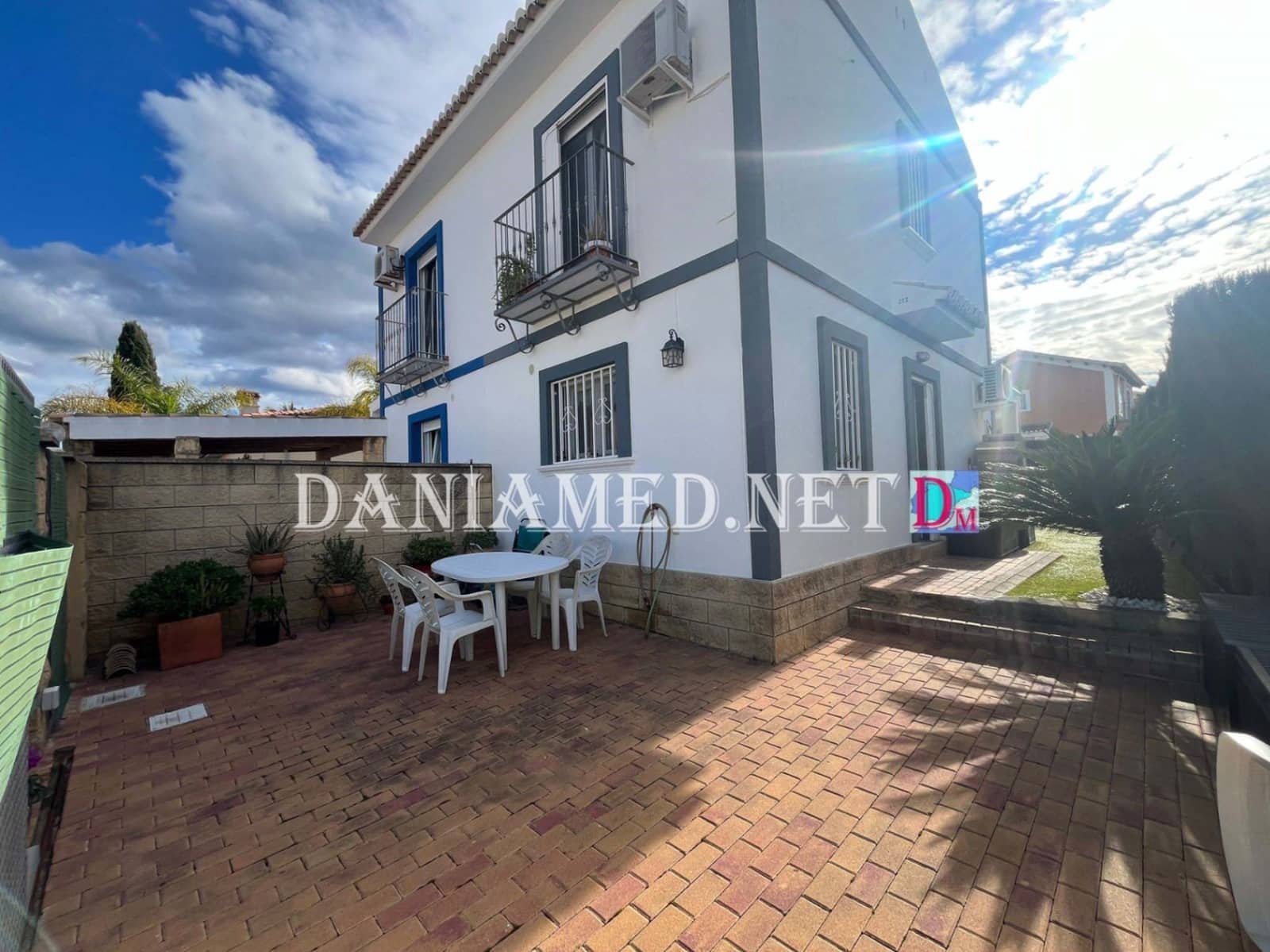 2 bedroom Terraced Villa for sale in Oliva with garage - € 229,000 (Ref: 9569466)