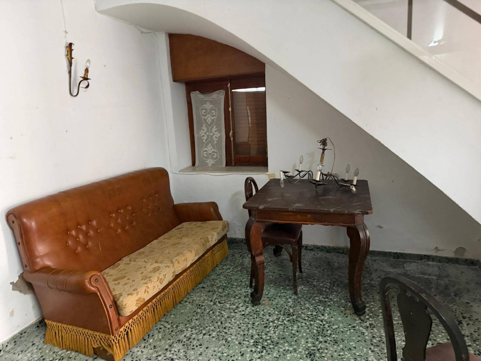 4 slaapkamer Huis te koop in Oliva - € 149.000 (Ref: 9571952)