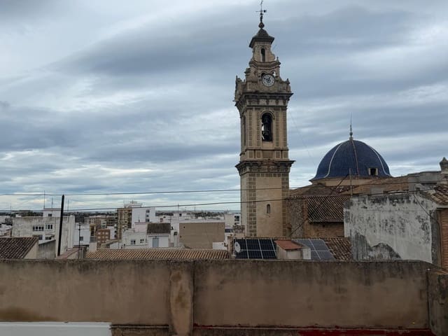 4 slaapkamer Huis te koop in Oliva Pueblo, Oliva - € 149.000 (Ref: 9571952)