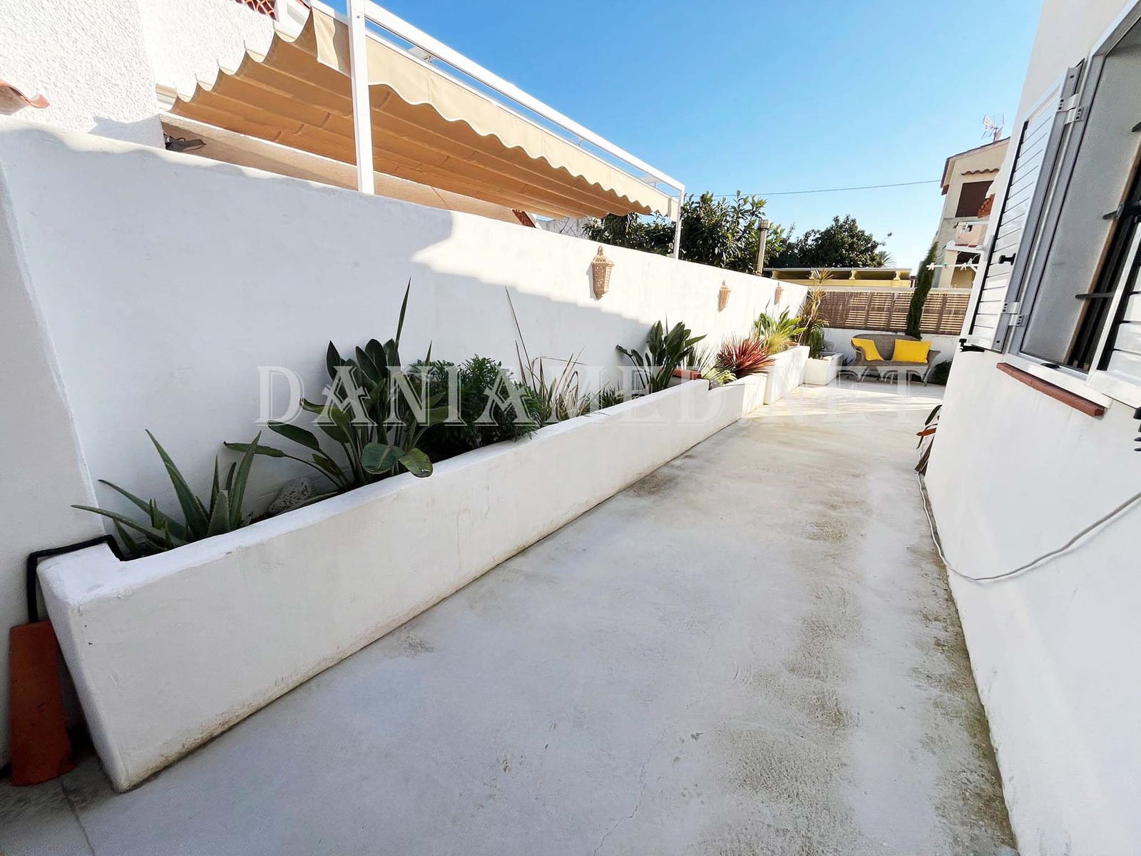 3 bedroom Villa for sale in Els Poblets with garage - € 360,000 (Ref: 9672299)