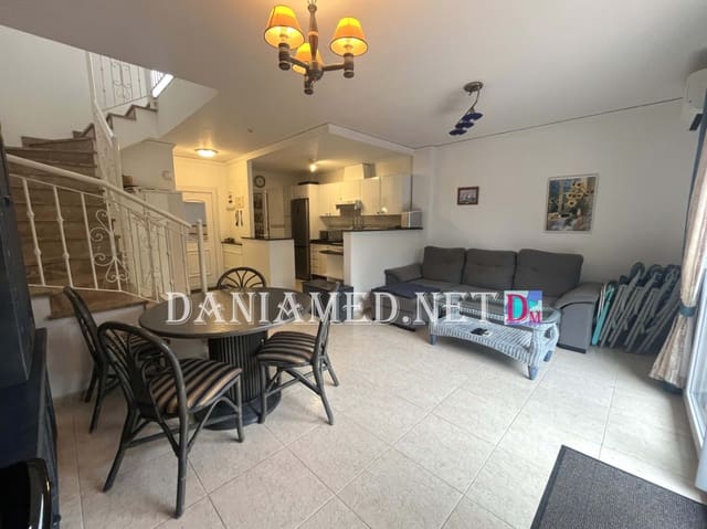 2 slaapkamer Rijtjeshuis te koop in Els Poblets met zwembad garage - € 255.000 (Ref: 9672301)