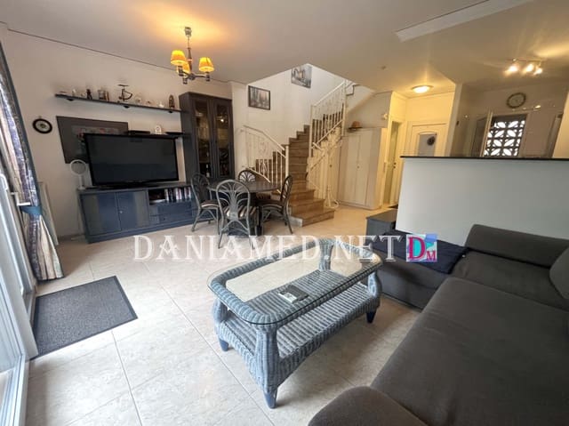 2 slaapkamer Rijtjeshuis te koop in Els Poblets met zwembad garage - € 255.000 (Ref: 9672301)