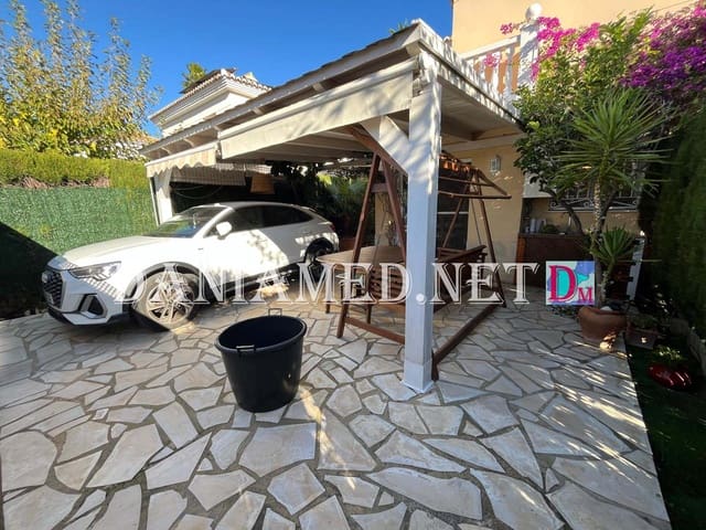 2 chambre Villa/Maison à vendre à Oliva Nova, Oliva avec piscine garage - 335 000 € (Ref: 9672306)
