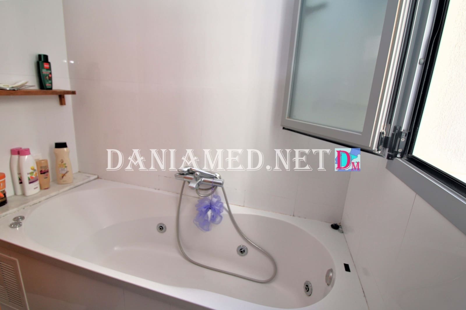 Apartamento de 3 habitaciones en Dénia en venta con piscina - 420.000 € (Ref: 9739260)