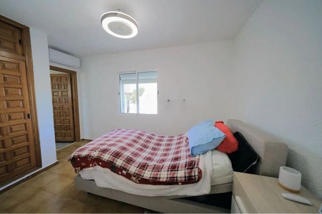 4 slaapkamer Villa te koop in Els Poblets met zwembad garage - € 540.000 (Ref: 9739262)