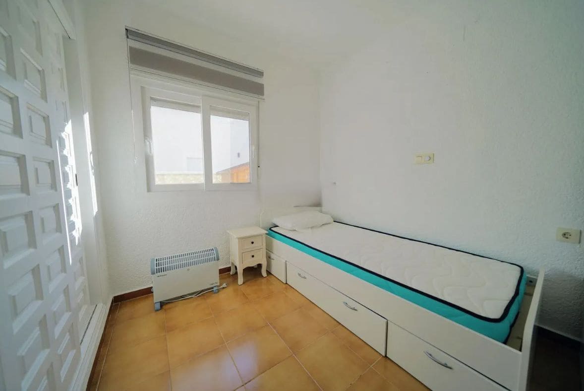 4 makuuhuone Huvila myytävänä paikassa Els Poblets mukana uima-altaan 
autotalli - 540 000 € (Ref: 9739262)