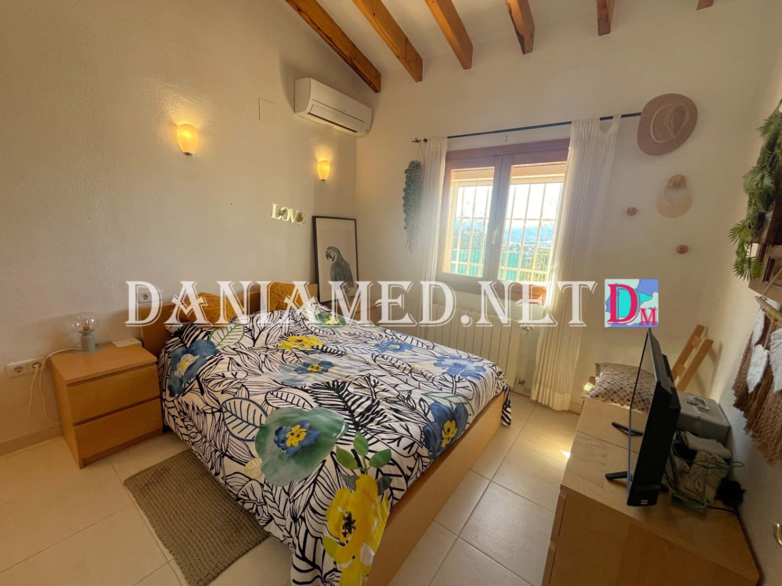 2 makuuhuone Huvila myytävänä paikassa Monte Pego mukana uima-altaan 
autotalli - 430 000 € (Ref: 9782488)