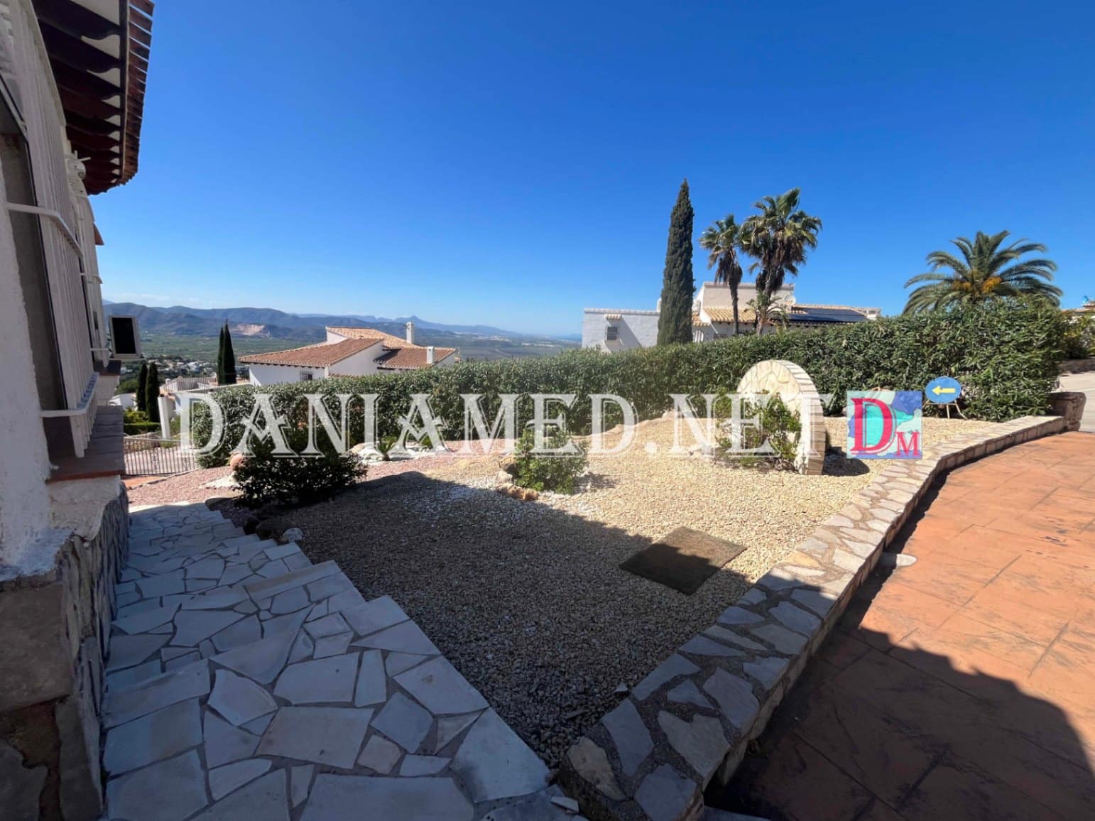 2 makuuhuone Huvila myytävänä paikassa Monte Pego mukana uima-altaan 
autotalli - 430 000 € (Ref: 9782488)