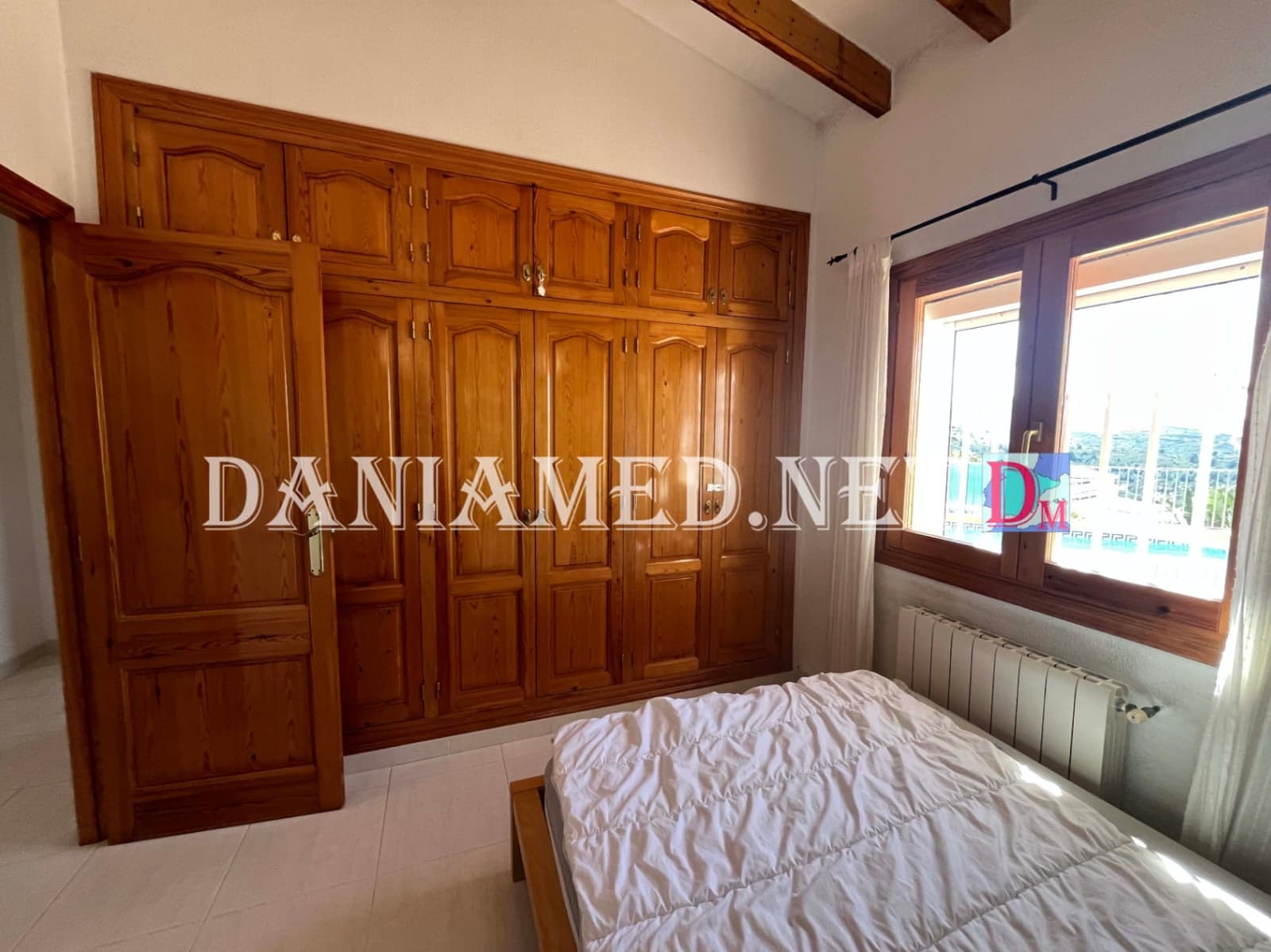 2 makuuhuone Huvila myytävänä paikassa Monte Pego mukana uima-altaan 
autotalli - 430 000 € (Ref: 9782488)