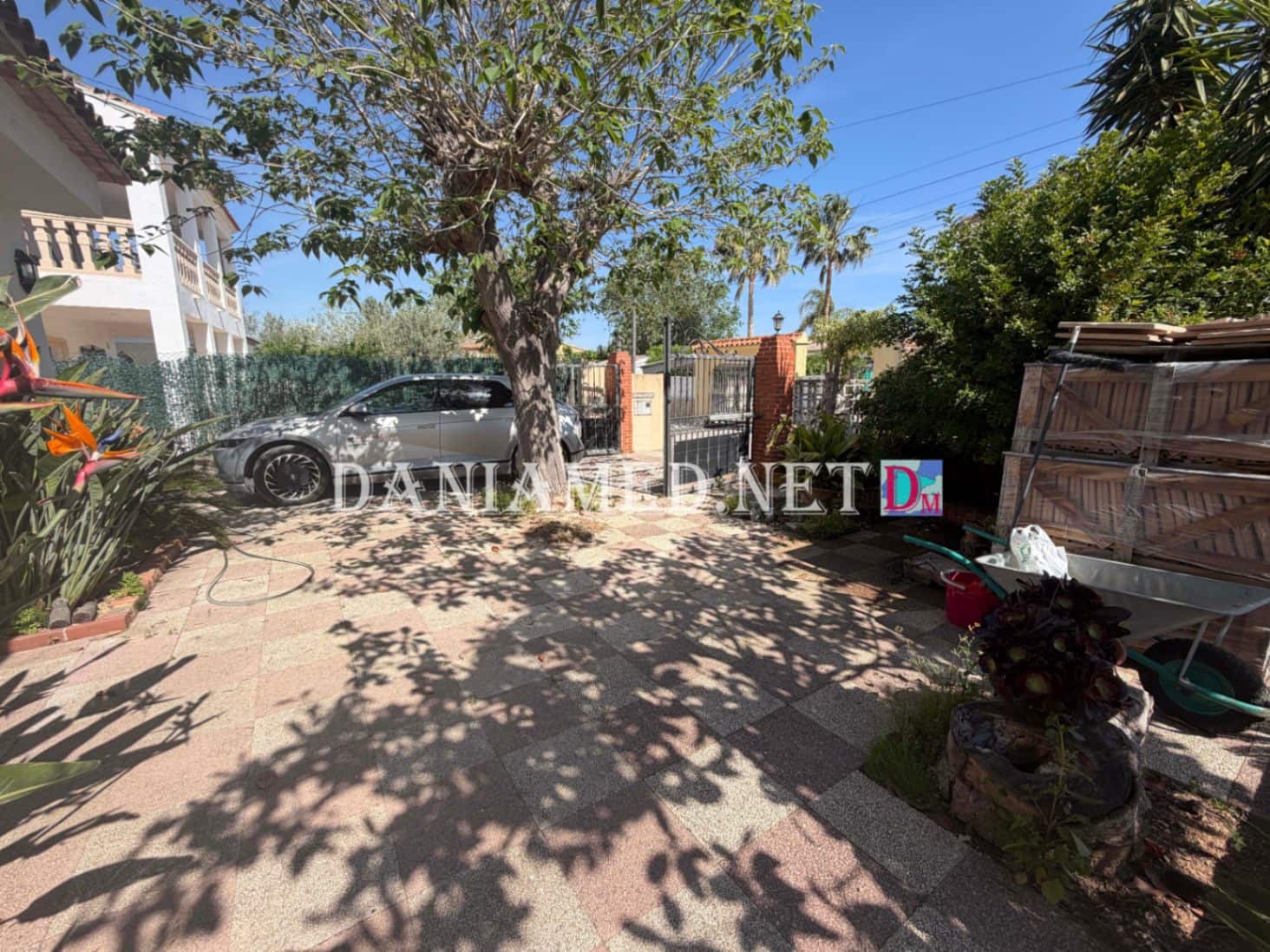 8 Zimmer Villa zu verkaufen in Oliva mit Pool Garage - 895.000 € (Ref: 9793361)