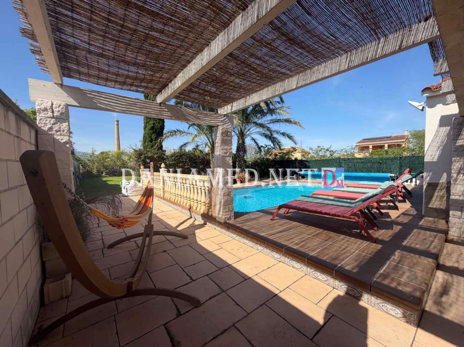 8 Zimmer Villa zu verkaufen in Oliva mit Pool Garage - 895.000 € (Ref: 9793361)