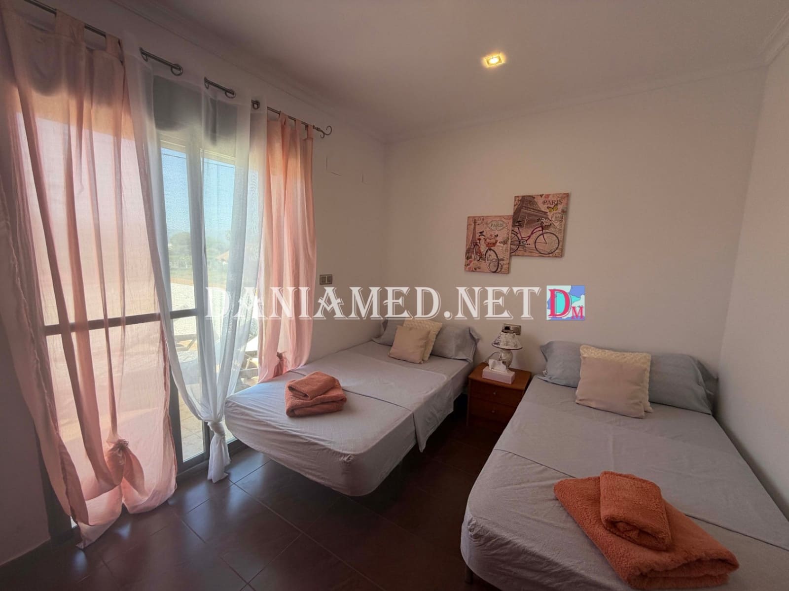 8 Zimmer Villa zu verkaufen in Oliva mit Pool Garage - 895.000 € (Ref: 9793361)