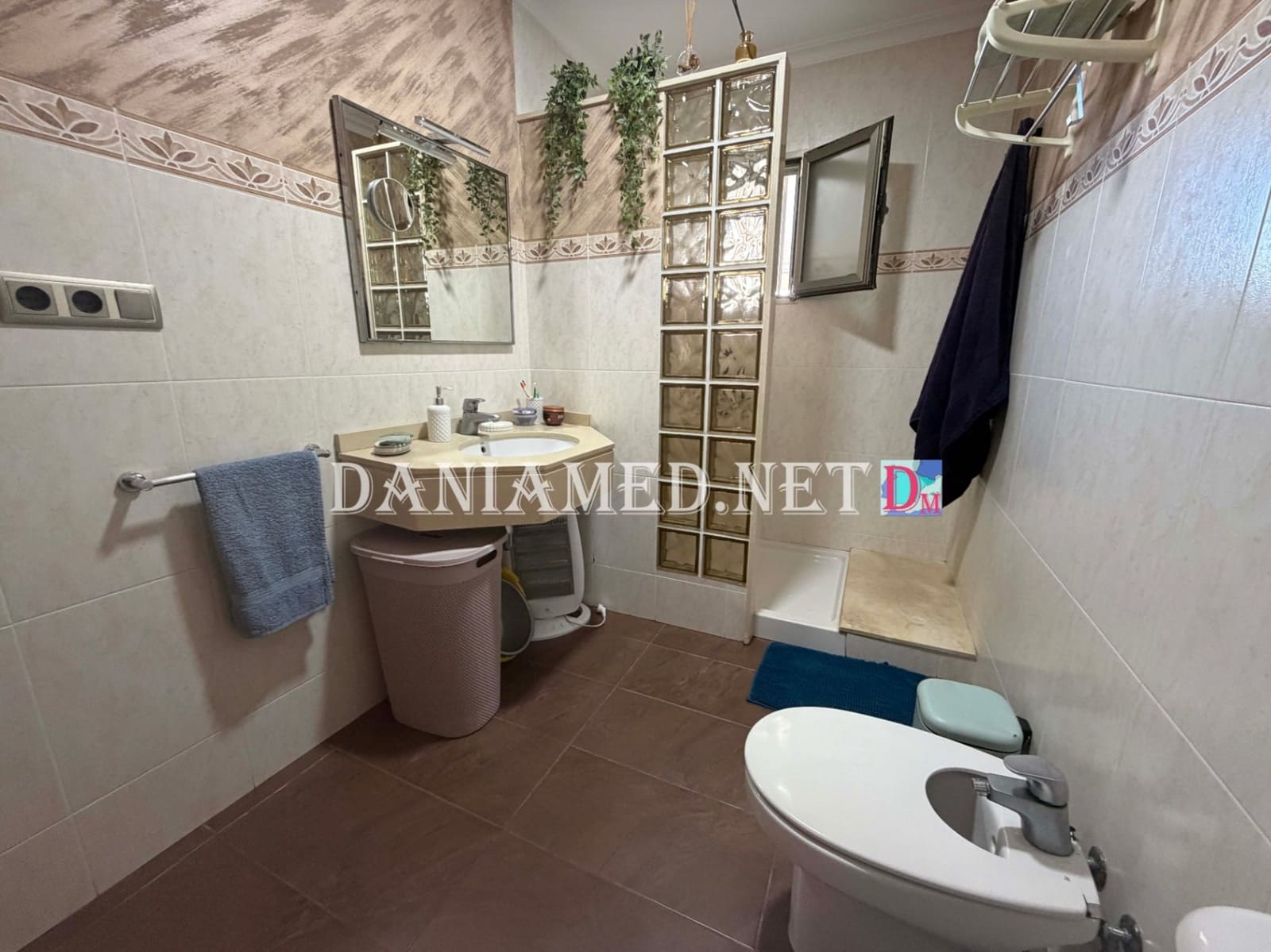 8 Zimmer Villa zu verkaufen in Oliva mit Pool Garage - 895.000 € (Ref: 9793361)