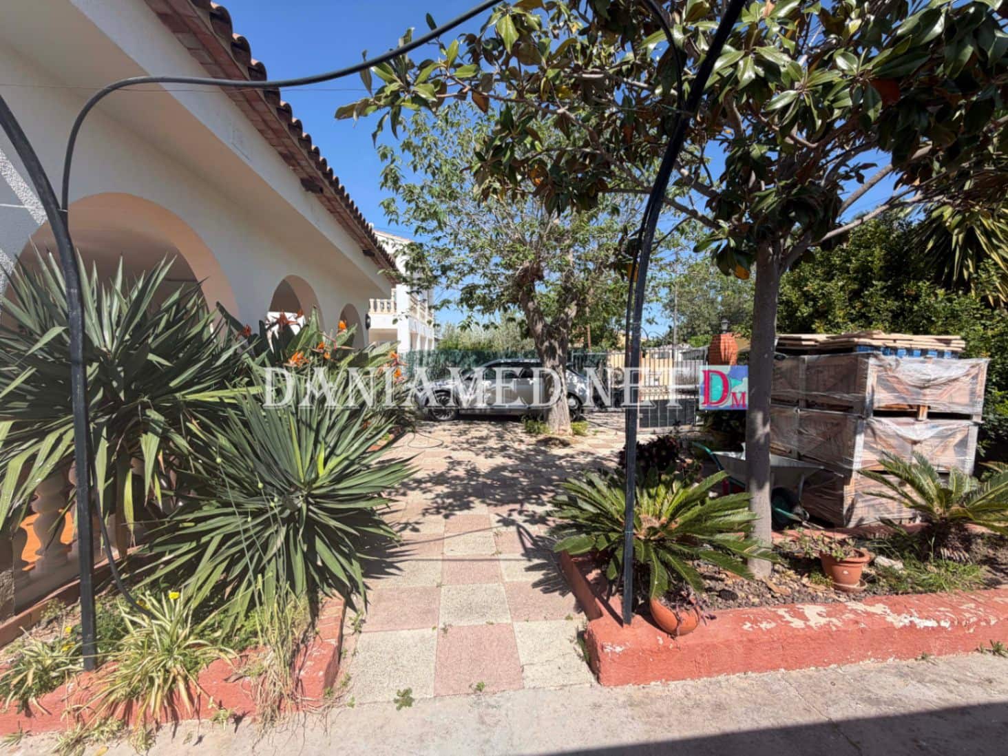 8 Zimmer Villa zu verkaufen in Oliva mit Pool Garage - 895.000 € (Ref: 9793361)