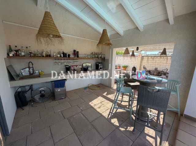 9 camera da letto Villa in vendita in Oliva Nova, Oliva con piscina garage - 895.000 € (Rif: 9793361)