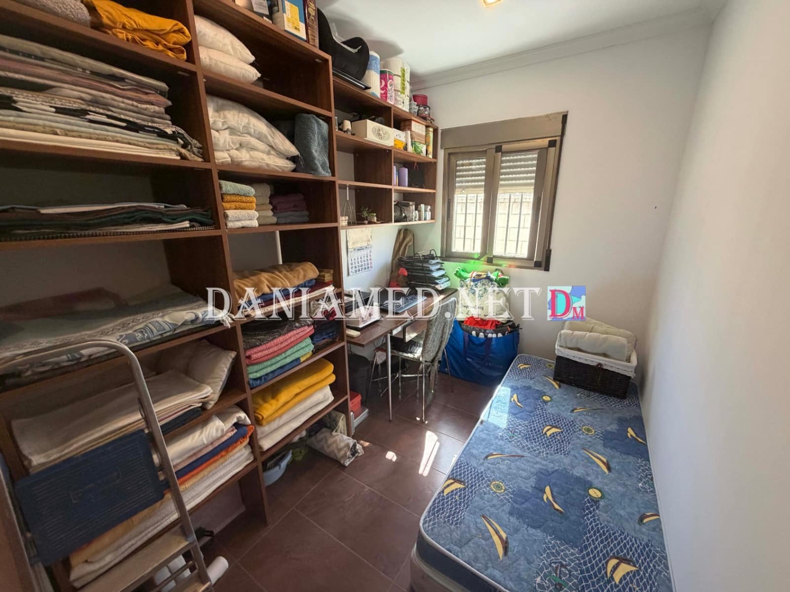 9 Zimmer Villa zu verkaufen in Oliva mit Pool Garage - 895.000 € (Ref: 9793361)