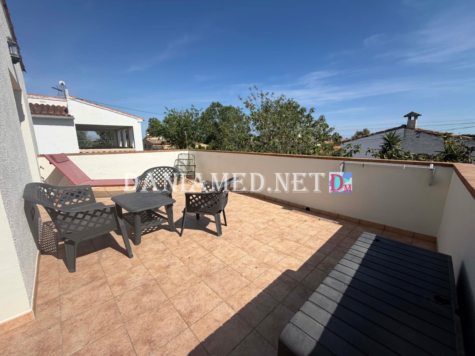 9 Zimmer Villa zu verkaufen in Oliva mit Pool Garage - 895.000 € (Ref: 9793361)