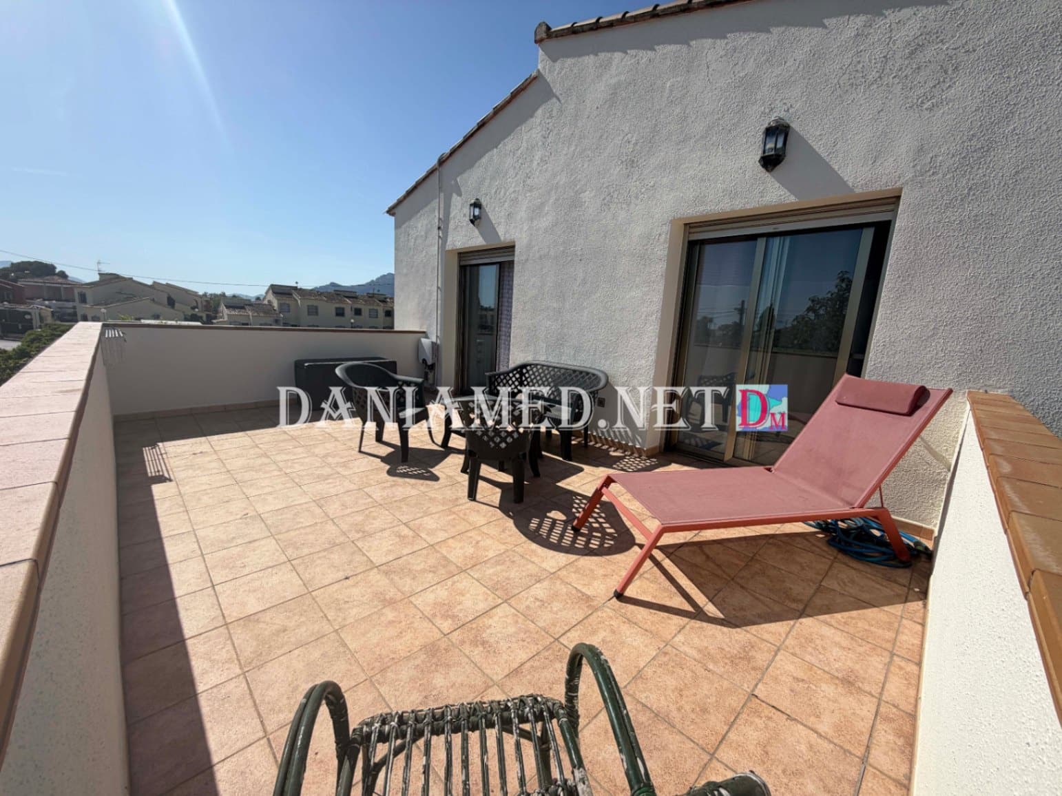 9 Zimmer Villa zu verkaufen in Oliva mit Pool Garage - 895.000 € (Ref: 9793361)