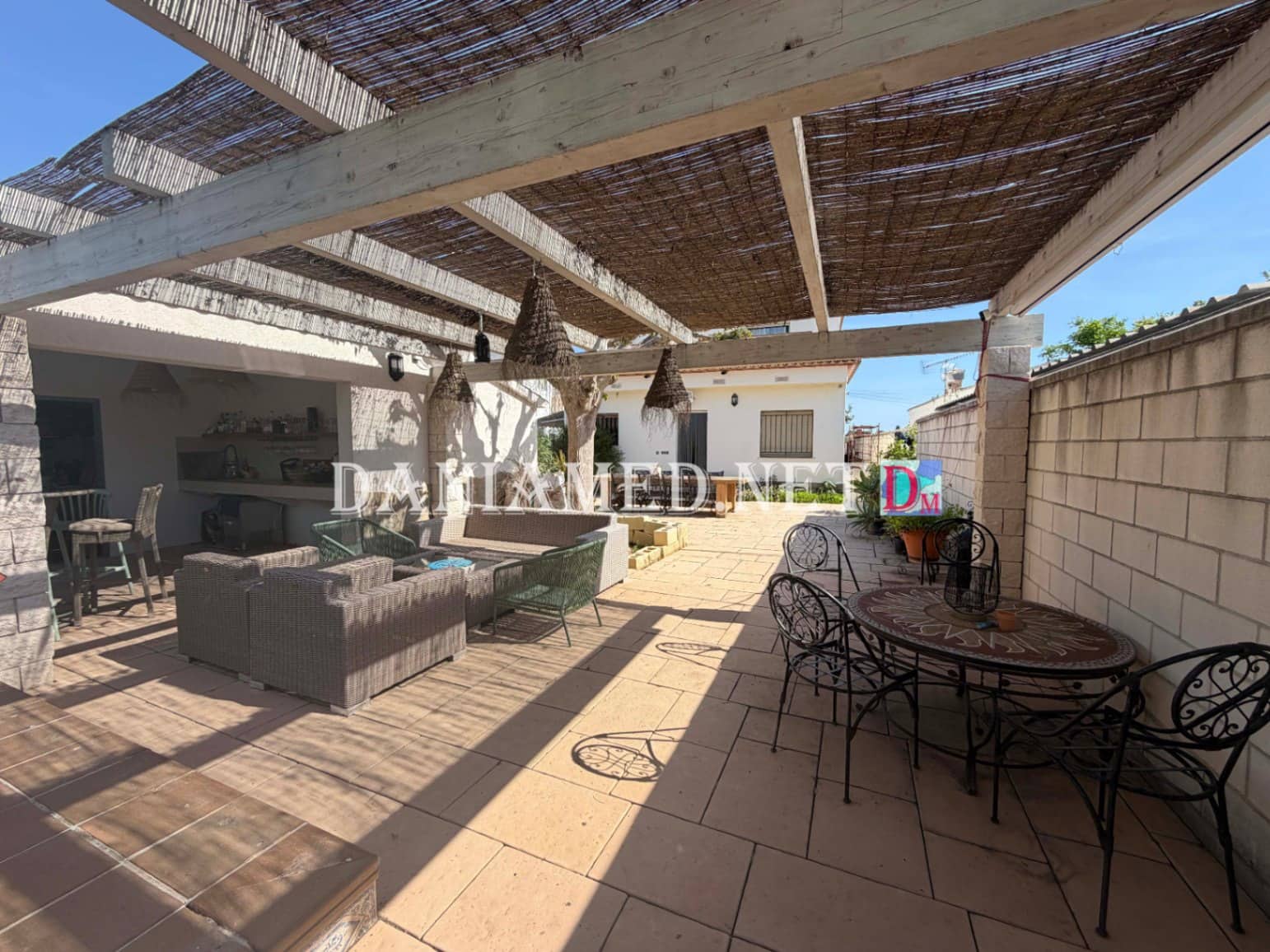 9 Zimmer Villa zu verkaufen in Oliva mit Pool Garage - 895.000 € (Ref: 9793361)