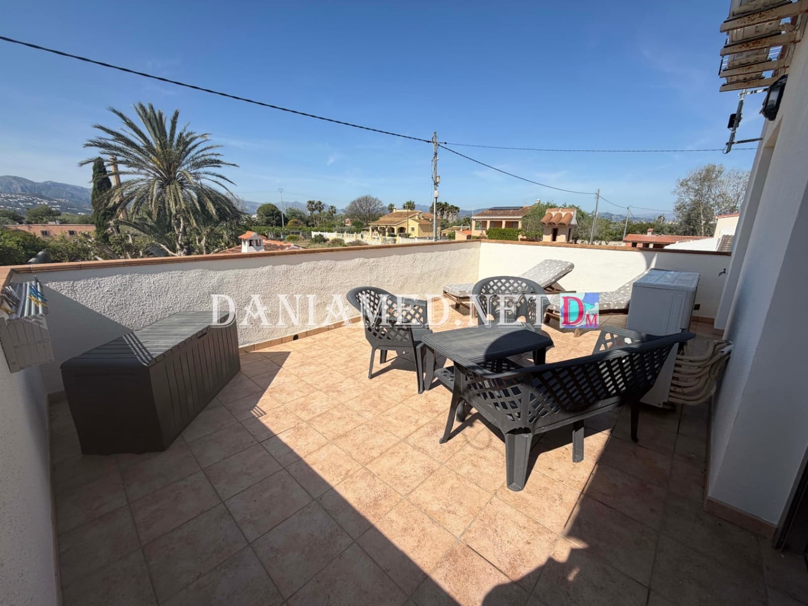 9 Zimmer Villa zu verkaufen in Oliva mit Pool Garage - 895.000 € (Ref: 9793361)