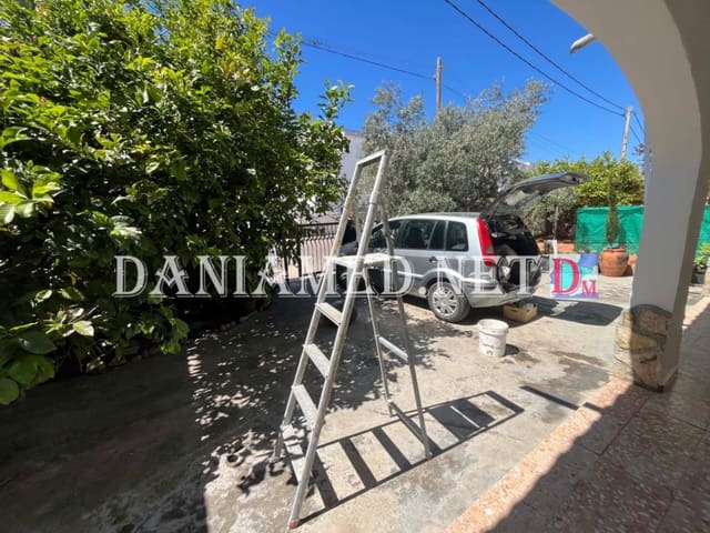 3 Zimmer Villa zu verkaufen in Oliva Playa, Oliva mit Garage - 290.000 € (Ref: 9793364)