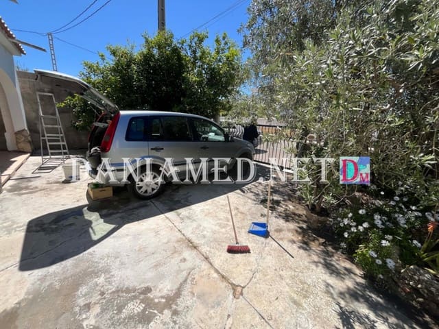 3 Zimmer Villa zu verkaufen in Oliva Playa, Oliva mit Garage - 290.000 € (Ref: 9793364)