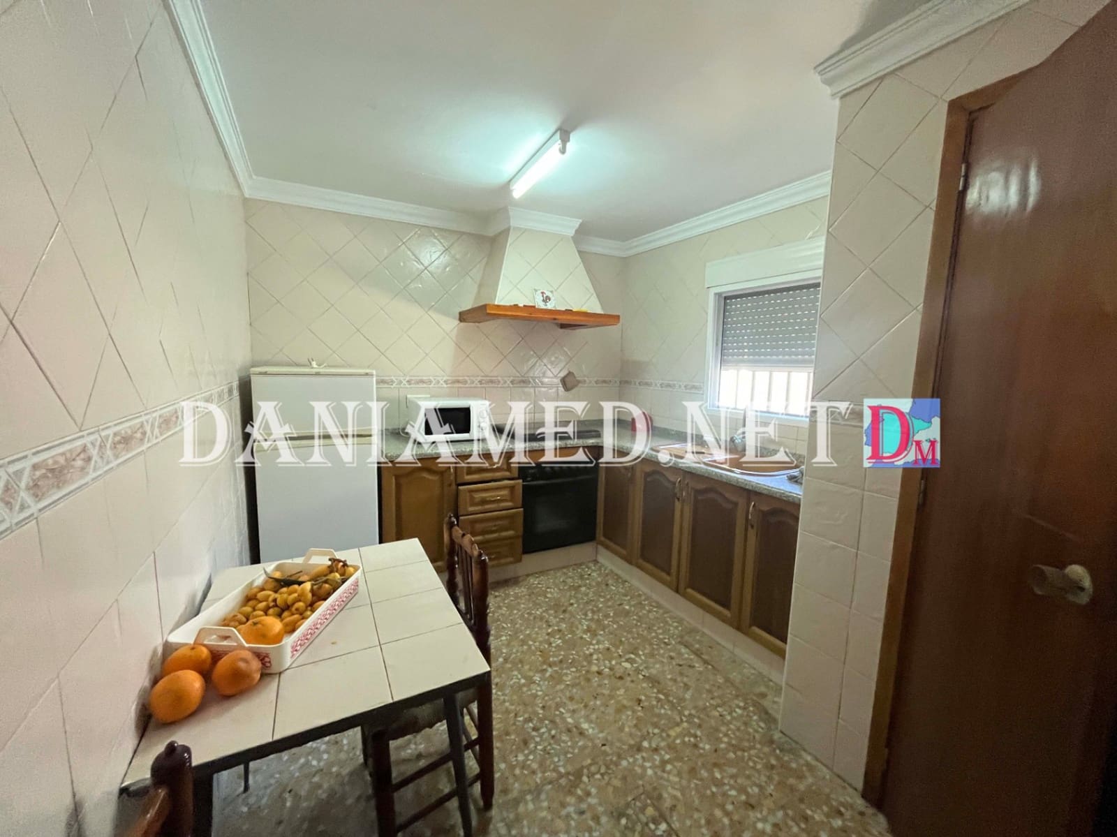 3 makuuhuone Huvila myytävänä paikassa Oliva mukana 
autotalli - 290 000 € (Ref: 9793364)