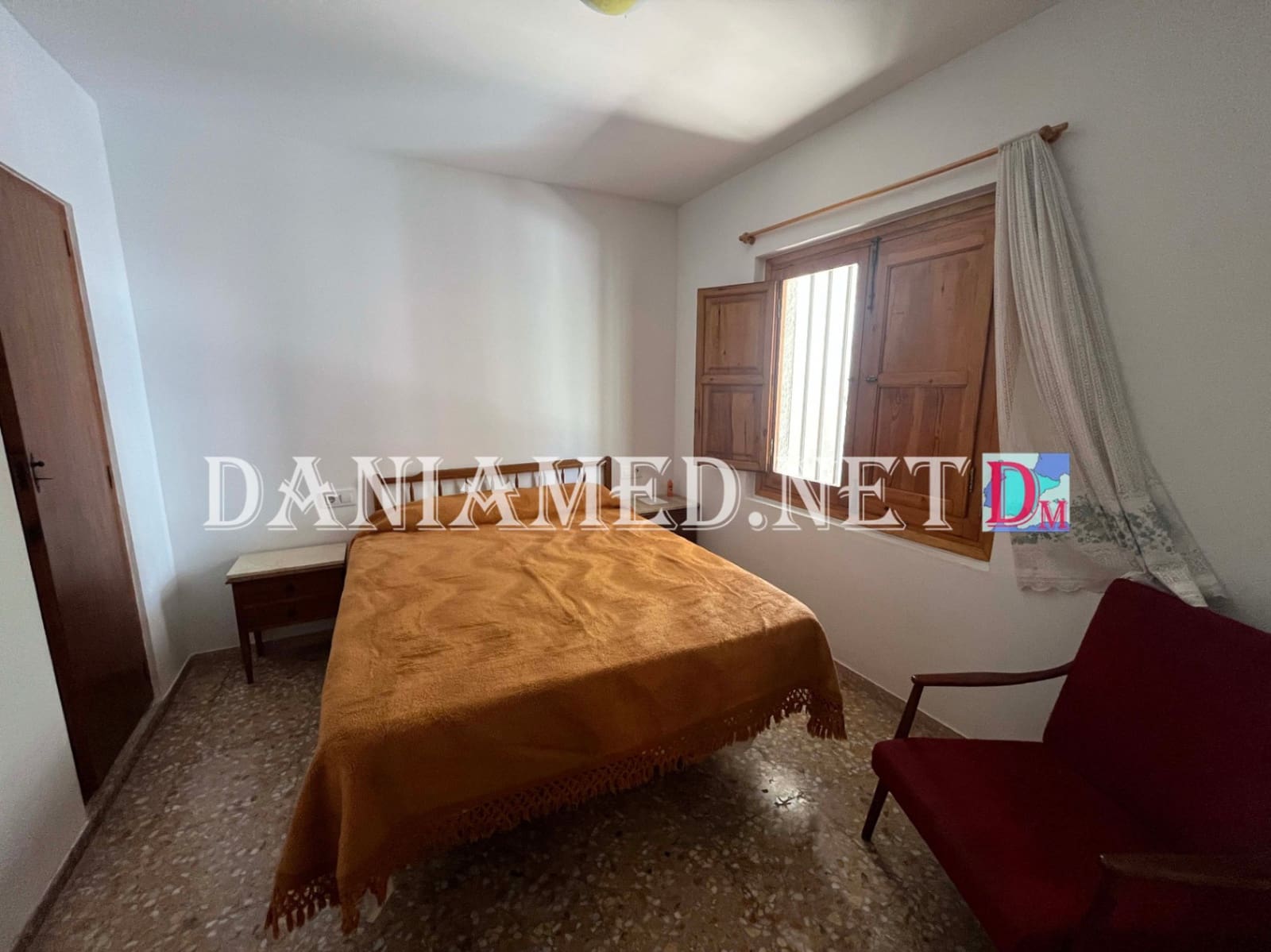 Chalet de 3 habitaciones en Oliva en venta con garaje - 290.000 € (Ref: 9793364)