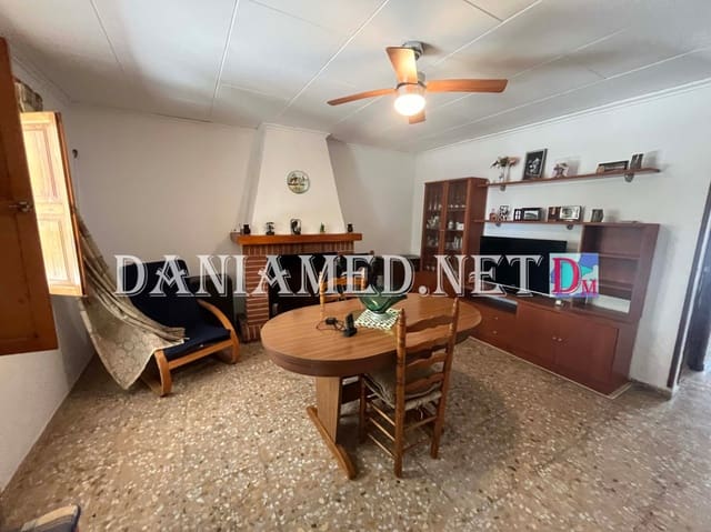 3 Zimmer Villa zu verkaufen in Oliva Playa, Oliva mit Garage - 290.000 € (Ref: 9793364)