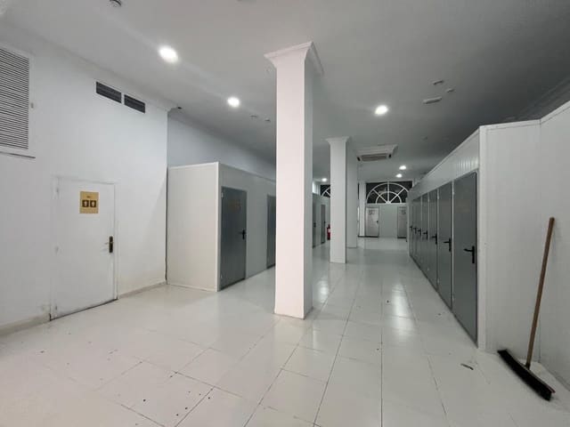 Erhverv til salg i El Puerto, Dénia - € 350.000 (Ref: 9823636)