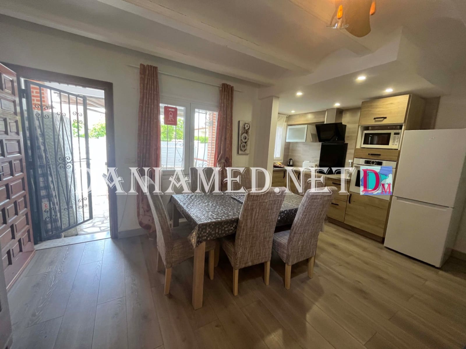 2 bedroom Terraced Villa for sale in Els Poblets with pool - € 199,000 (Ref: 9826031)
