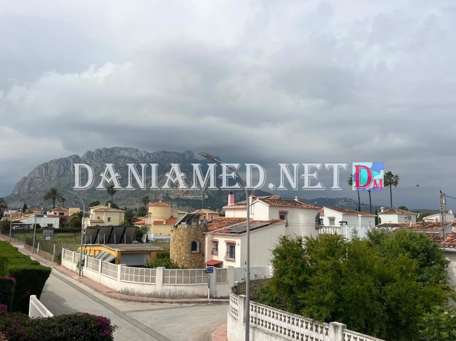 2 bedroom Terraced Villa for sale in Els Poblets with pool - € 199,000 (Ref: 9826031)