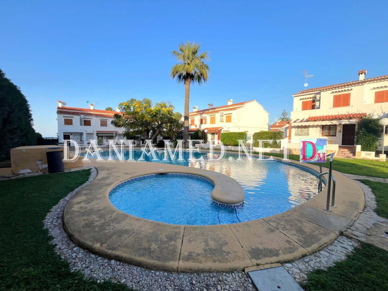2 bedroom Terraced Villa for sale in Els Poblets with pool garage - € 249,000 (Ref: 9834669)