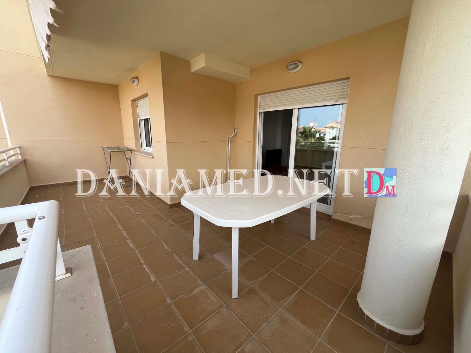 Apartamento de 3 habitaciones en Dénia en venta con piscina garaje - 299.000 € (Ref: 9834670)