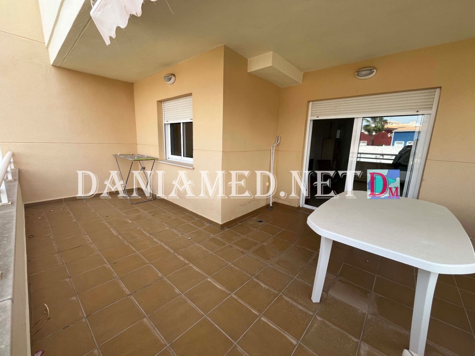 Apartamento de 3 habitaciones en Dénia en venta con piscina garaje - 299.000 € (Ref: 9834670)