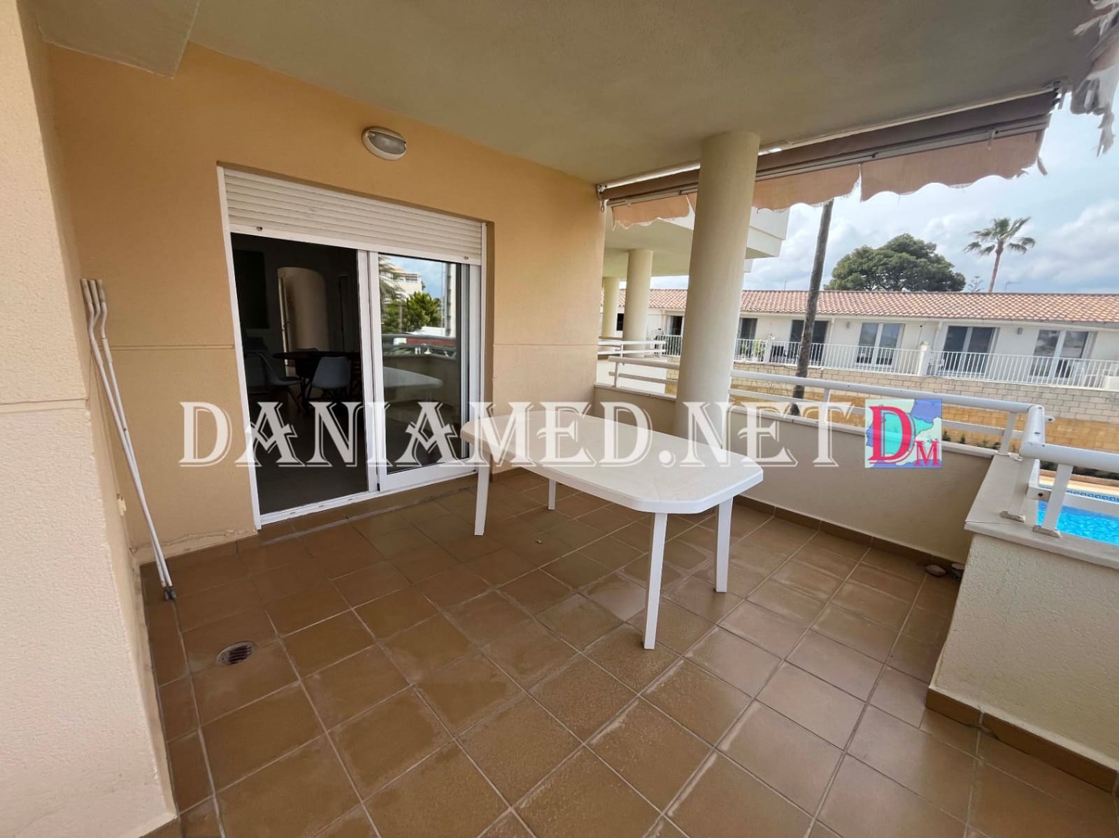 Apartamento de 3 habitaciones en Dénia en venta con piscina garaje - 299.000 € (Ref: 9834670)
