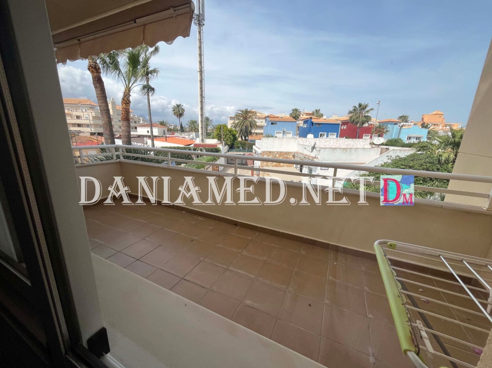 Apartamento de 3 habitaciones en Dénia en venta con piscina garaje - 299.000 € (Ref: 9834670)