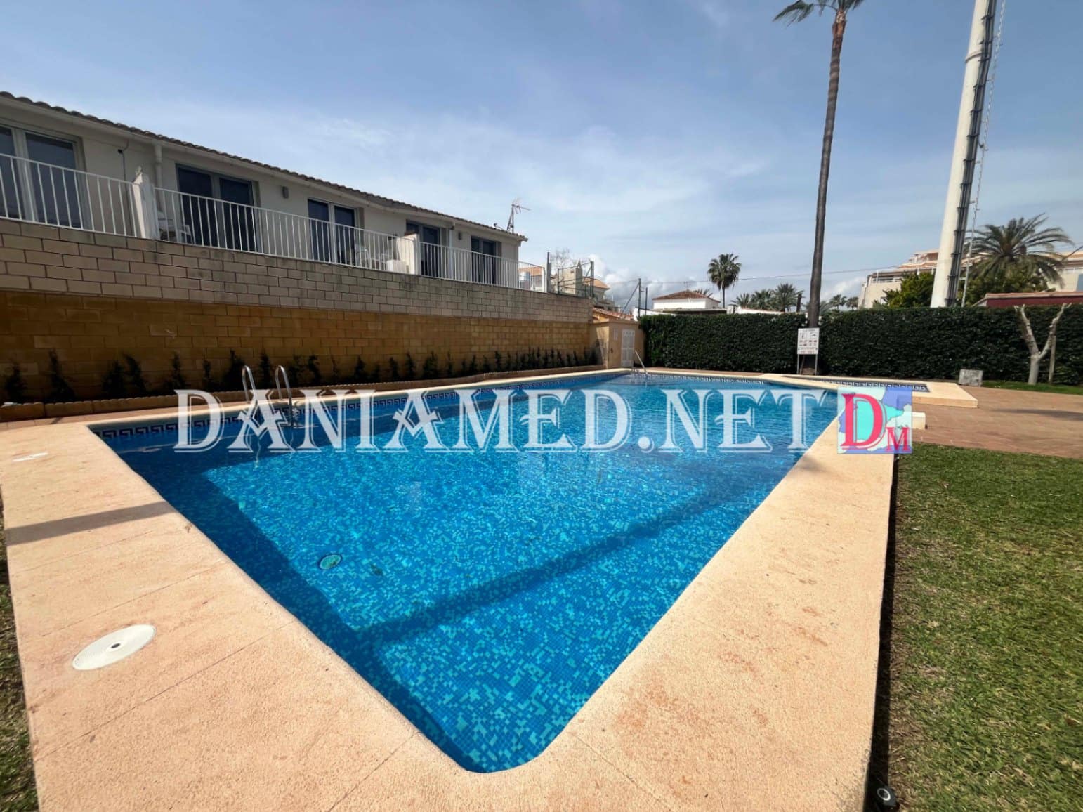 Apartamento de 3 habitaciones en Dénia en venta con piscina garaje - 299.000 € (Ref: 9834670)