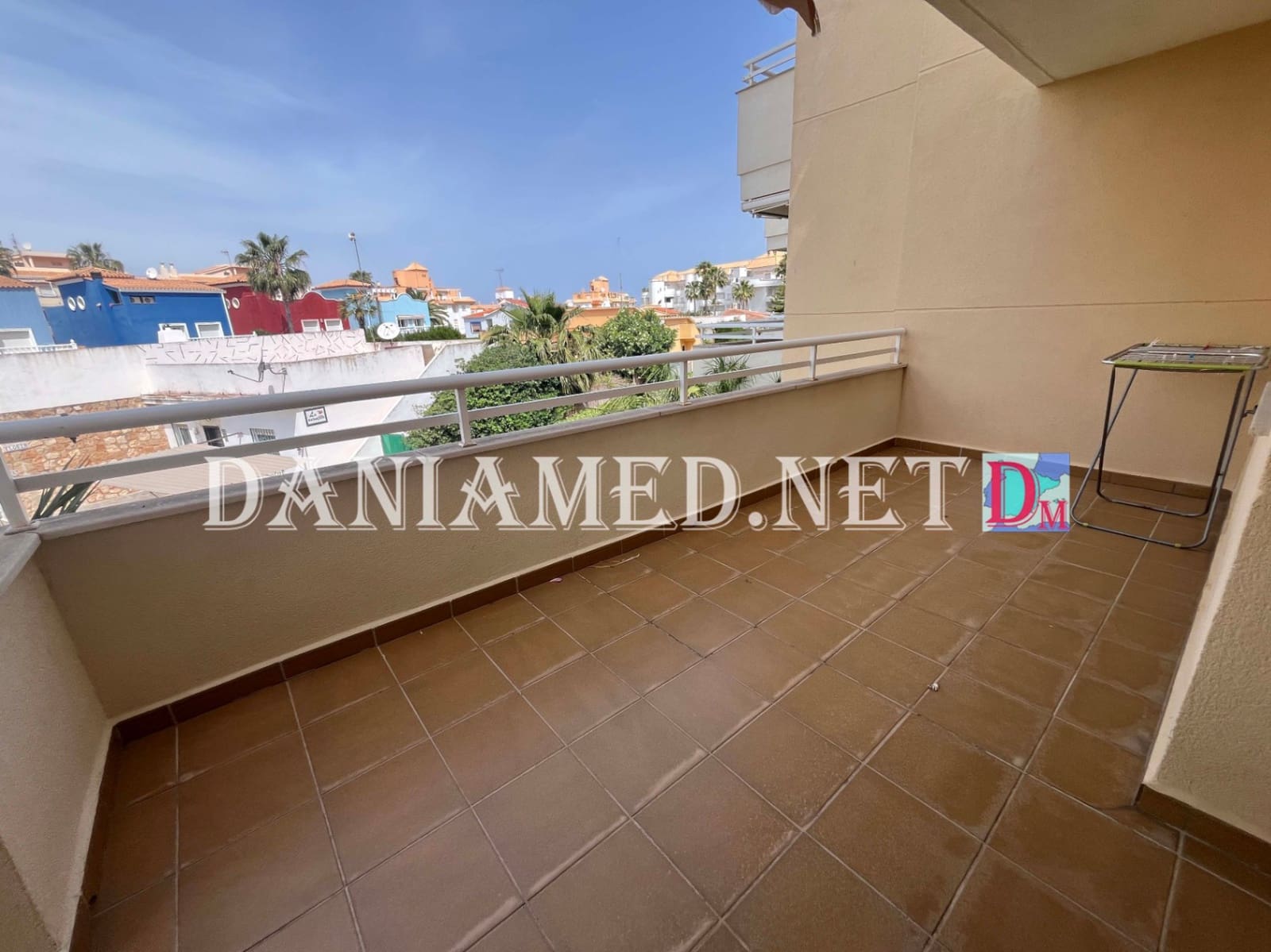 Apartamento de 3 habitaciones en Dénia en venta con piscina garaje - 299.000 € (Ref: 9834670)