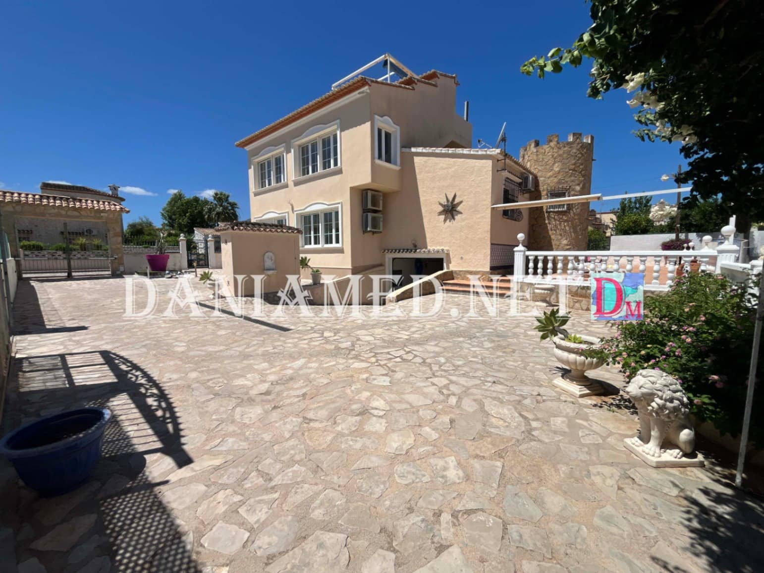 3 sovrum Villa till salu i Els Poblets med pool garage - 930 000 € (Ref: 9934816)