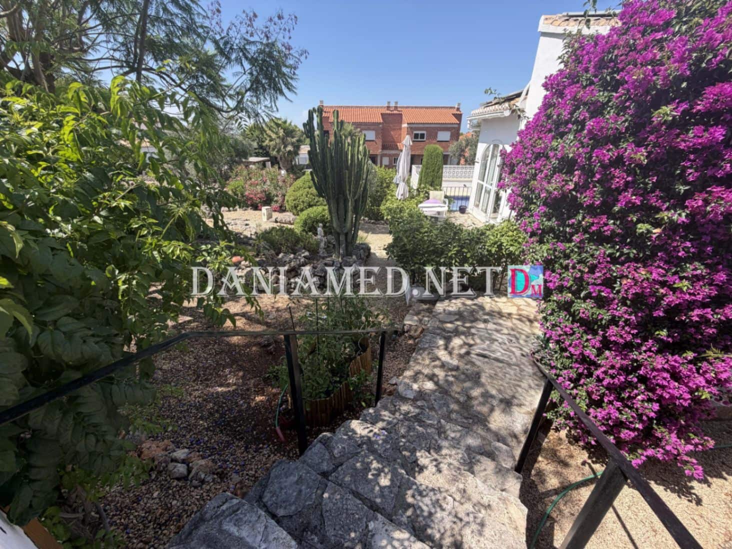 2 slaapkamer Villa te koop in Rafol de Almunia met zwembad garage - € 410.000 (Ref: 9956625)