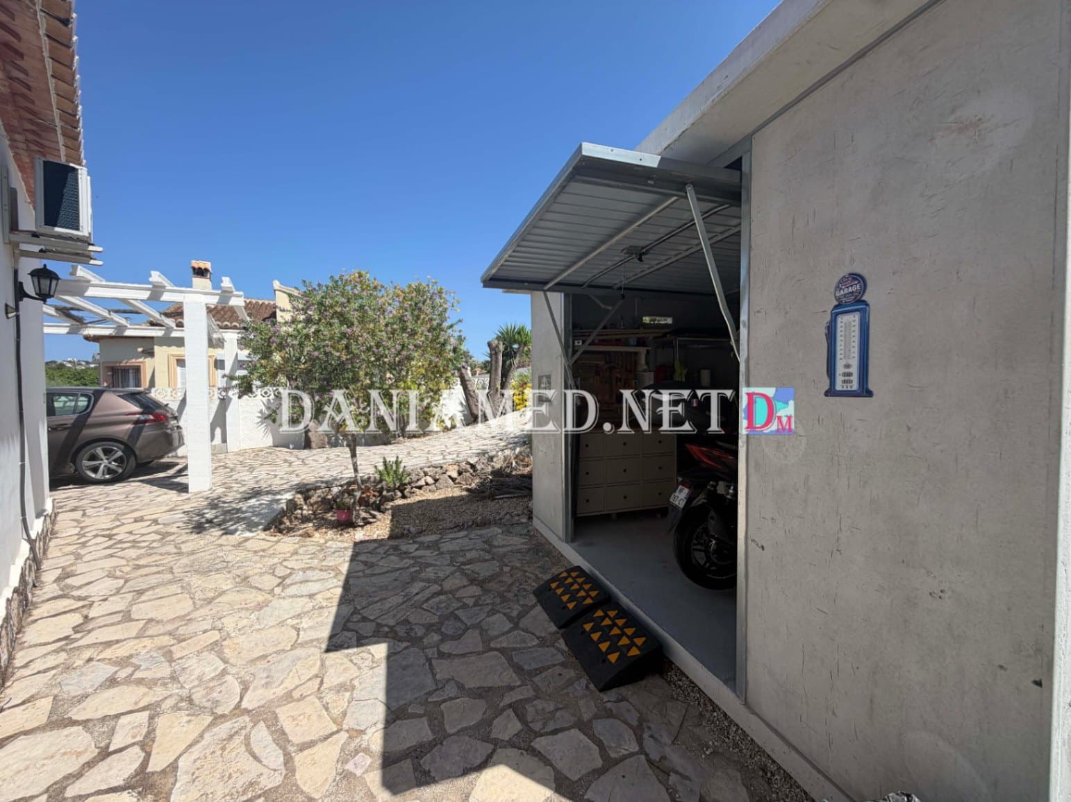 2 slaapkamer Villa te koop in Rafol de Almunia met zwembad garage - € 410.000 (Ref: 9956625)